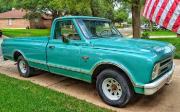 Chevrolet-C10-truck-1967-green-8