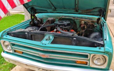 Chevrolet-C10-truck-1967-green-9