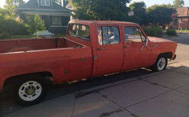 Chevrolet-C10-truck-1976-custom-1