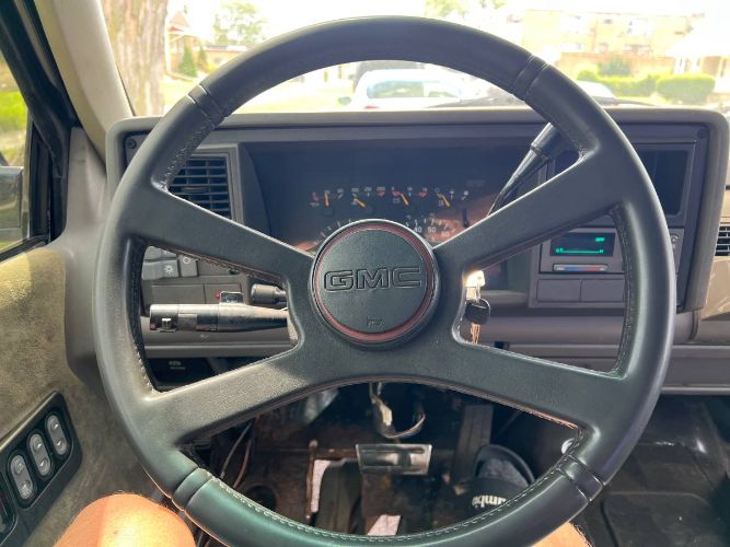 Chevrolet-C1500-1992-Black-11