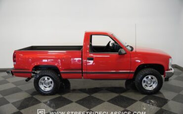 Chevrolet-C1500-1992-Red-Black-27