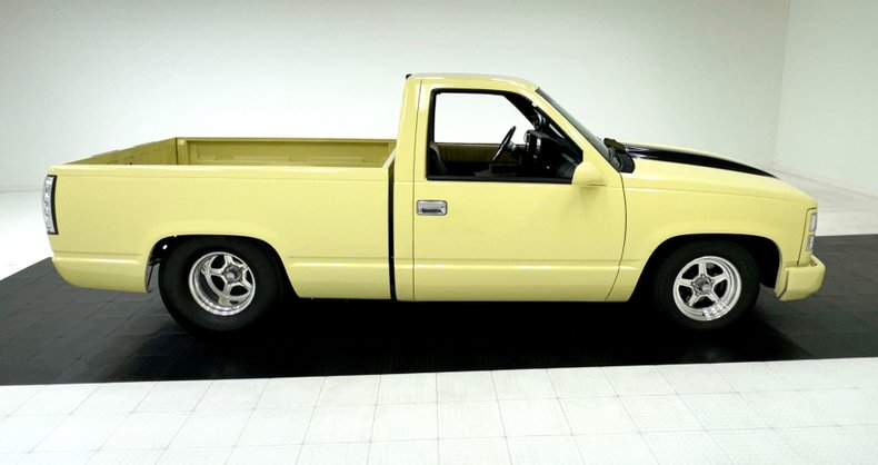 Chevrolet-C1500-1994-Butternut-Yellow-Black-11