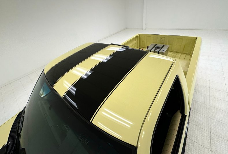 Chevrolet-C1500-1994-Butternut-Yellow-Black-19