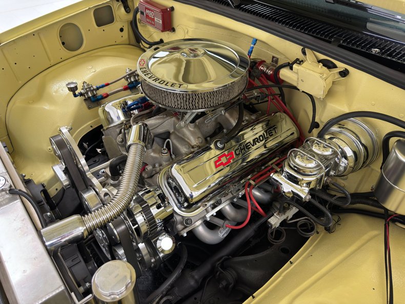 Chevrolet-C1500-1994-Butternut-Yellow-Black-29