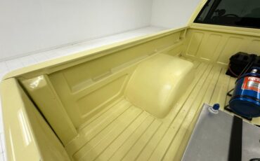 Chevrolet-C1500-1994-Butternut-Yellow-Black-33