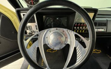 Chevrolet-C1500-1994-Butternut-Yellow-Black-41