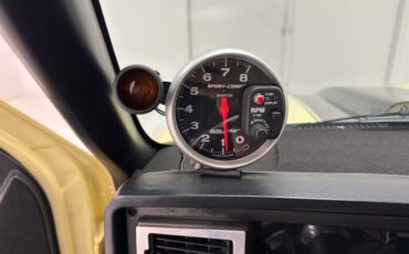 Chevrolet-C1500-1994-Butternut-Yellow-Black-42