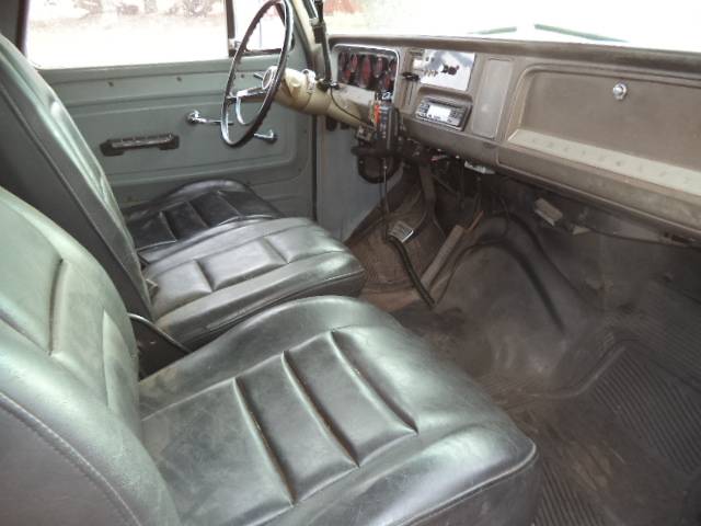 Chevrolet-C20-1966-14