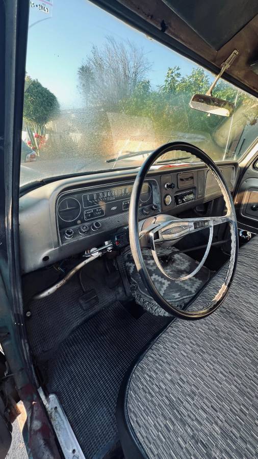 Chevrolet-C20-1966-4