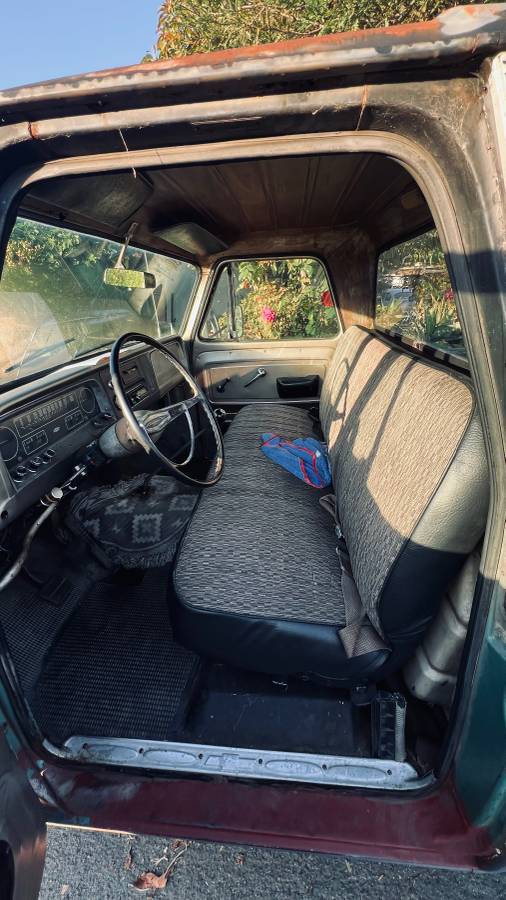 Chevrolet-C20-1966-6