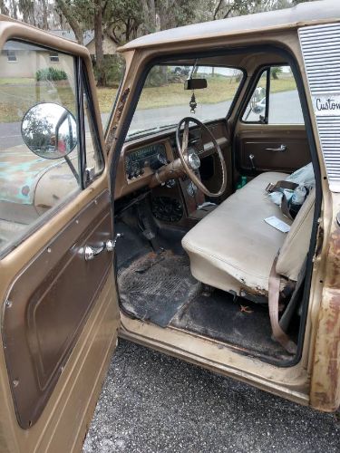 Chevrolet-C20-1966-Custom-10