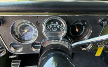 Chevrolet-C20-1972-Pickup-11