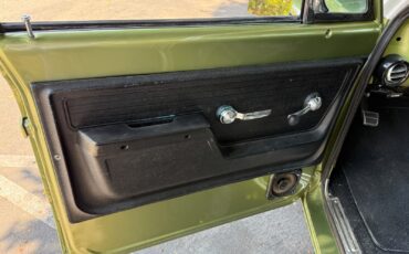 Chevrolet-C20-1972-Pickup-9