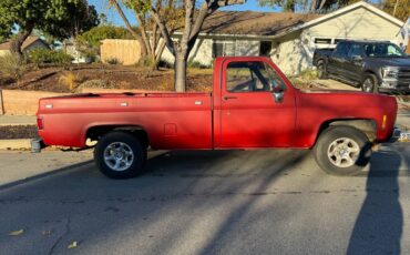 Chevrolet-C20-1980-red-1