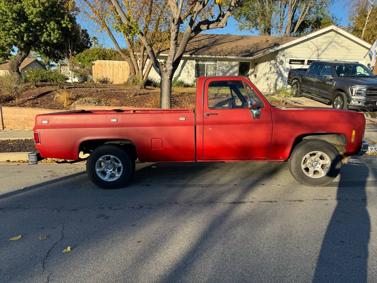 Chevrolet-C20-1980-red-1