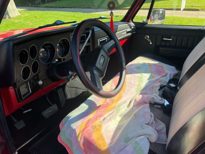Chevrolet-C20-1987-Red-4