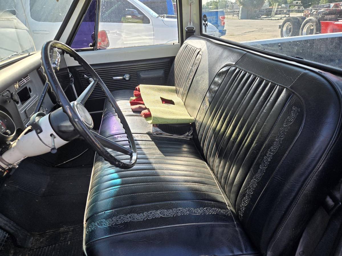 Chevrolet-C20-pickup-1970-10