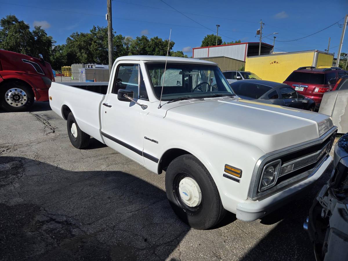 Chevrolet-C20-pickup-1970-3