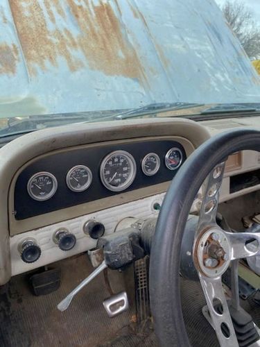 Chevrolet-C30-1963-Gray-Gray-4