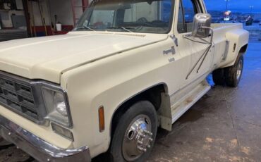 Chevrolet-C30-1976-White-5
