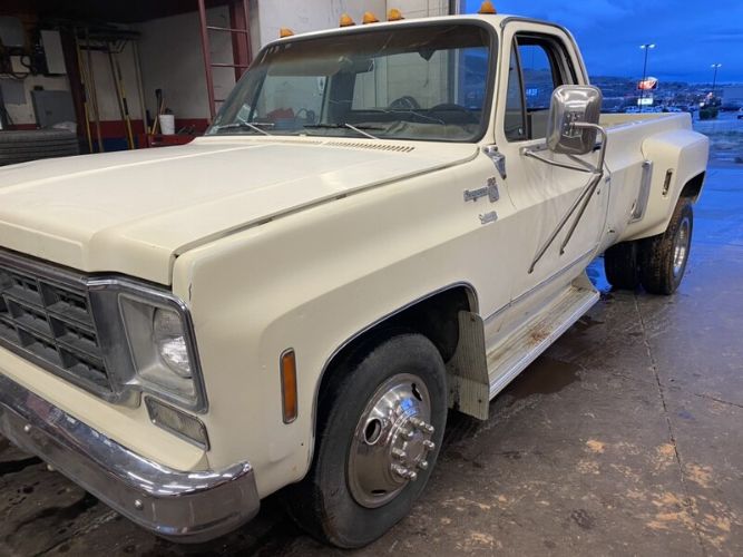Chevrolet-C30-1976-White-5