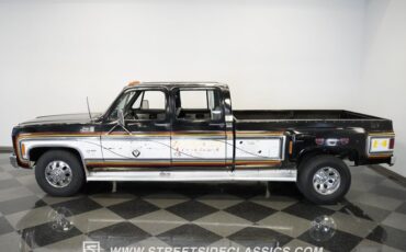 Chevrolet-C30-1979-Black-Patina-Black-11
