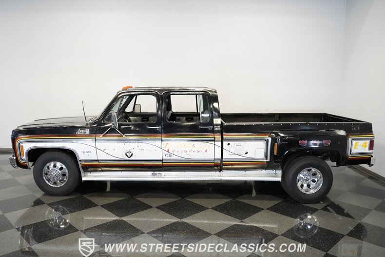 Chevrolet-C30-1979-Black-Patina-Black-11