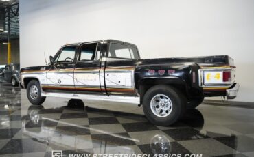 Chevrolet-C30-1979-Black-Patina-Black-12