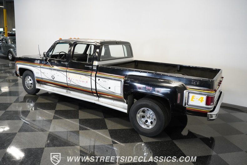 Chevrolet-C30-1979-Black-Patina-Black-13