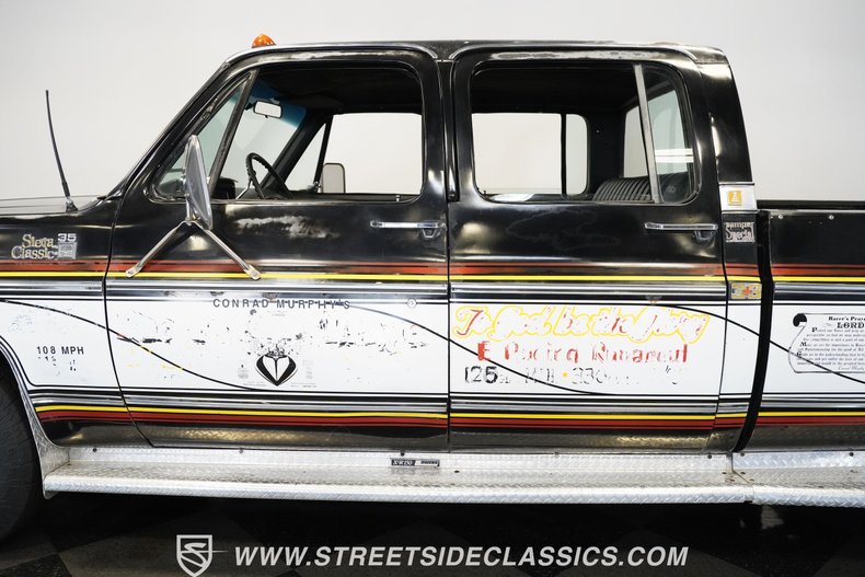 Chevrolet-C30-1979-Black-Patina-Black-15