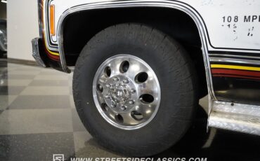 Chevrolet-C30-1979-Black-Patina-Black-19