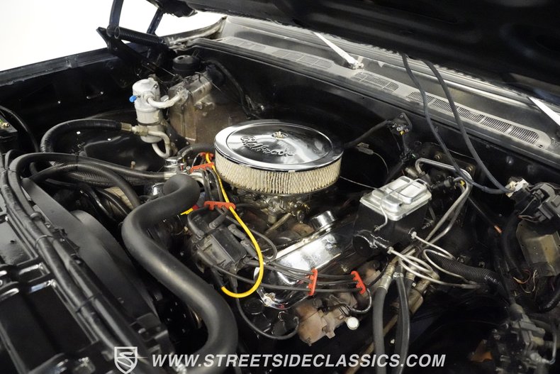 Chevrolet-C30-1979-Black-Patina-Black-21