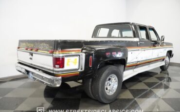 Chevrolet-C30-1979-Black-Patina-Black-3