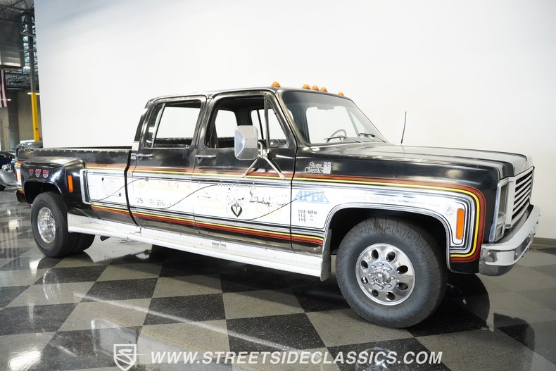 Chevrolet-C30-1979-Black-Patina-Black-30