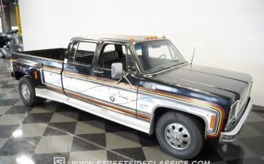 Chevrolet-C30-1979-Black-Patina-Black-31