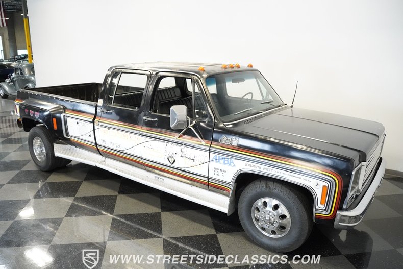 Chevrolet-C30-1979-Black-Patina-Black-31