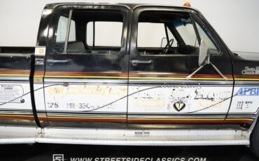 Chevrolet-C30-1979-Black-Patina-Black-34