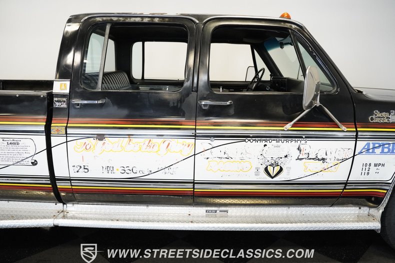 Chevrolet-C30-1979-Black-Patina-Black-34