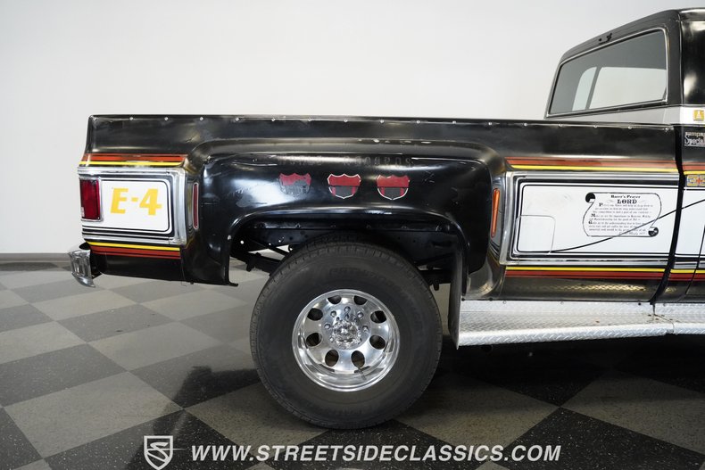 Chevrolet-C30-1979-Black-Patina-Black-35