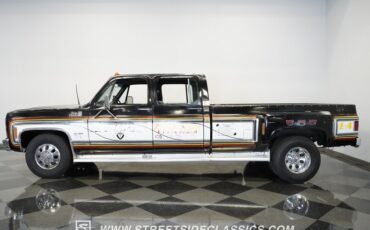 Chevrolet-C30-1979-Black-Patina-Black