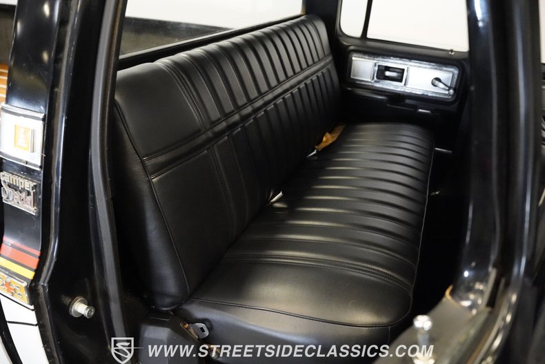 Chevrolet-C30-1979-Black-Patina-Black-41