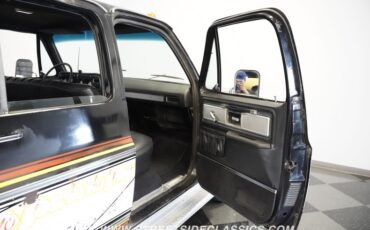 Chevrolet-C30-1979-Black-Patina-Black-47