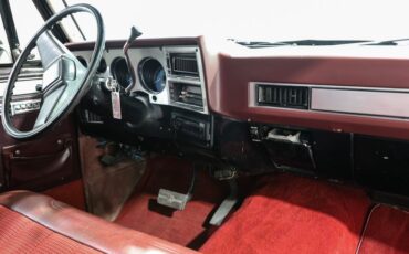Chevrolet-C30-1984-Brown-Patina-Red-16