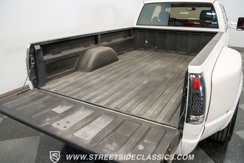 Chevrolet-C3500-1989-Pearl-White-Red-11