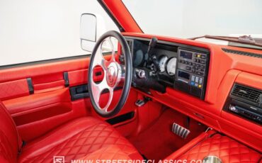 Chevrolet-C3500-1989-Pearl-White-Red-13