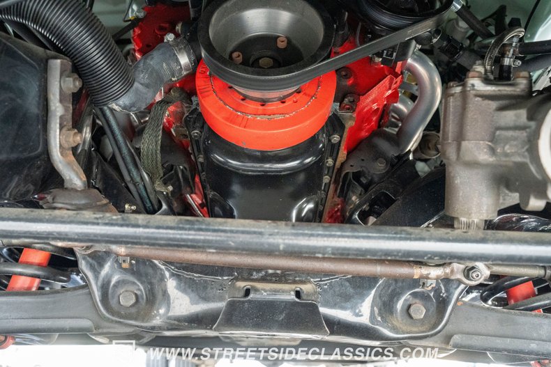 Chevrolet-C3500-1989-Pearl-White-Red-22