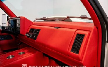 Chevrolet-C3500-1989-Pearl-White-Red-37