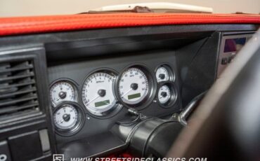 Chevrolet-C3500-1989-Pearl-White-Red-41