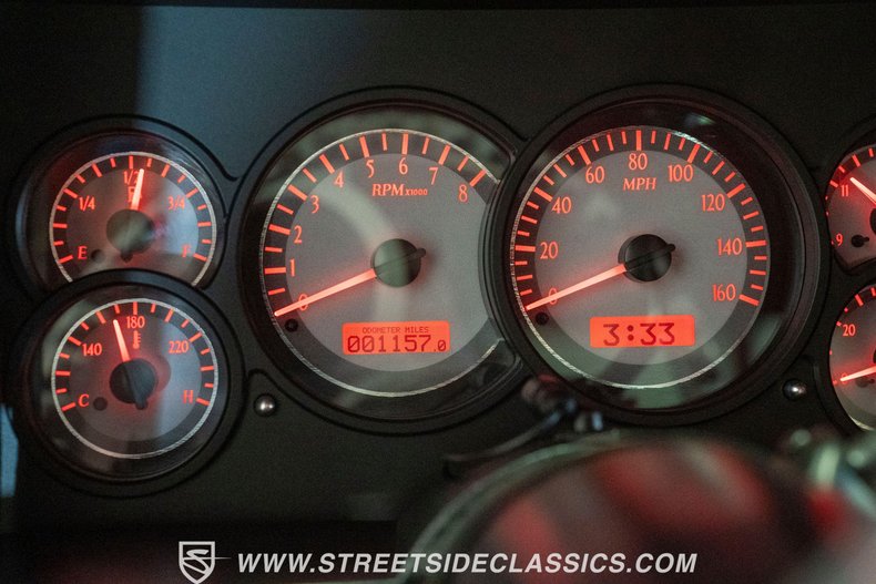 Chevrolet-C3500-1989-Pearl-White-Red-42