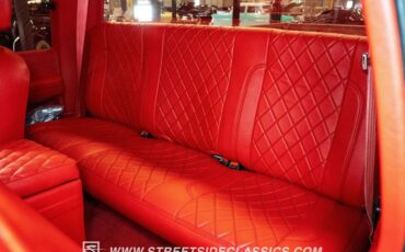 Chevrolet-C3500-1989-Pearl-White-Red-47